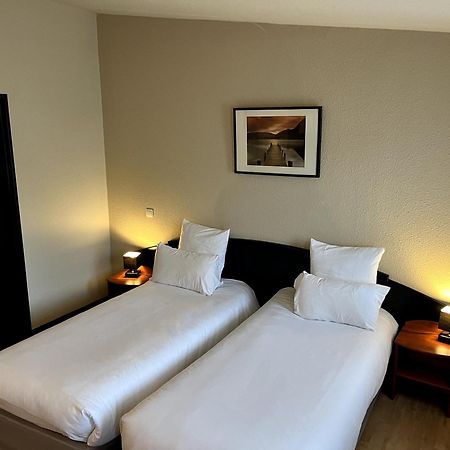 Hotel - Domaine De La Blanchardiere - Le Mans Changé エクステリア 写真