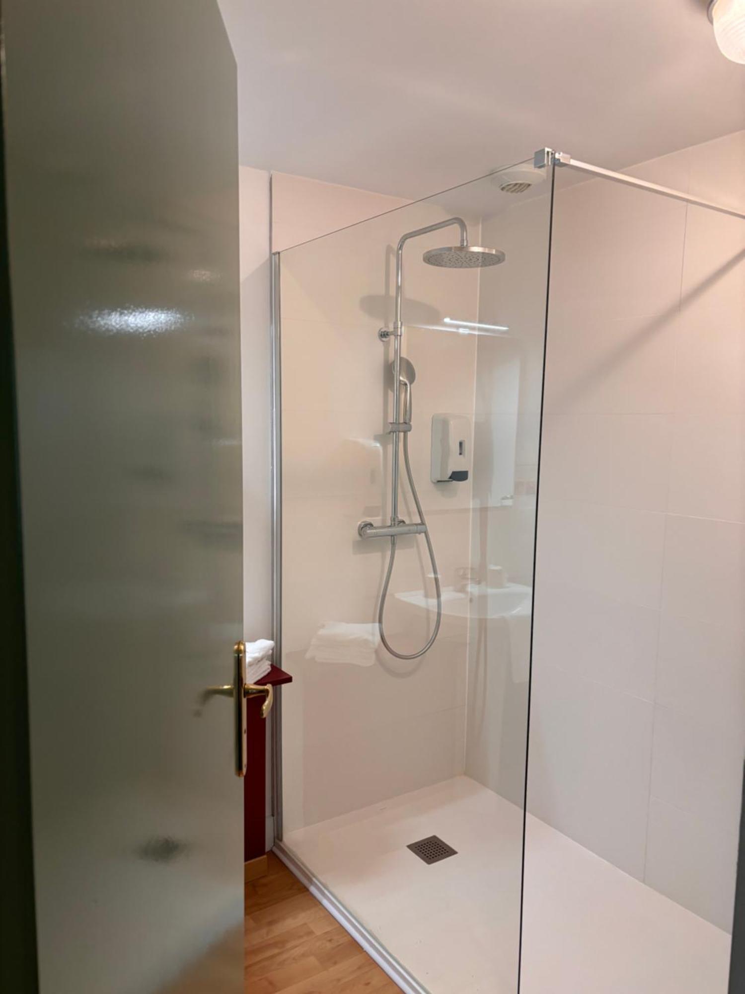 Hotel - Domaine De La Blanchardiere - Le Mans Changé エクステリア 写真