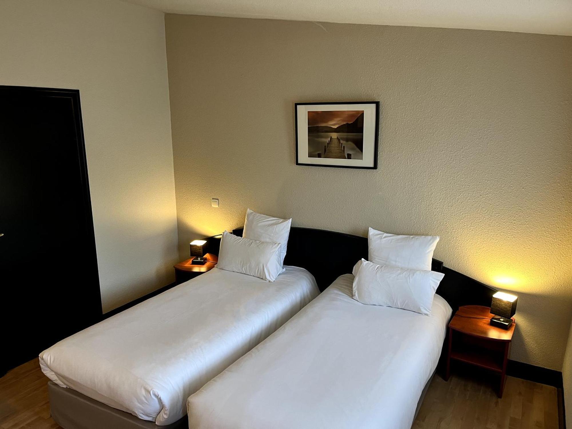 Hotel - Domaine De La Blanchardiere - Le Mans Changé エクステリア 写真